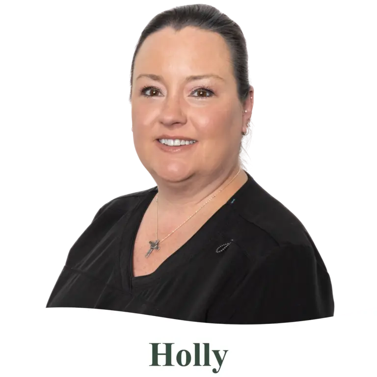 Holly - headshot